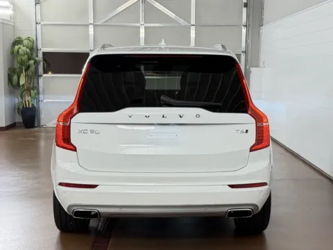 More photos of 2021 Volvo XC90 T6 Momentum 7 Passenger at Morgan Automotive, PA