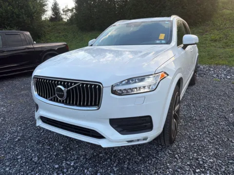 White 2021 Volvo XC90 T6 Momentum 7 Passenger for sale in Manheim, PA