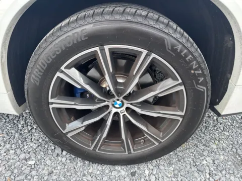 More photos of 2024 BMW X5 xDrive40i at Morgan Automotive, PA