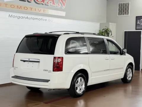 Another view of 2009 Dodge Grand Caravan SXT for sale in Manheim, PA at Morgan Automotive