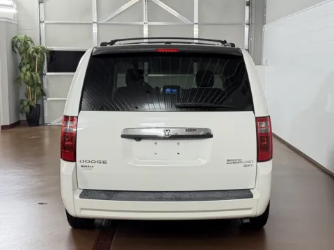 More photos of 2009 Dodge Grand Caravan SXT at Morgan Automotive, PA