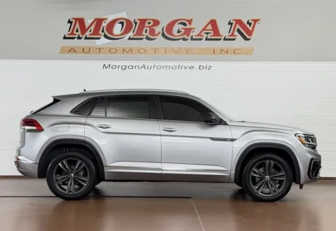 Photos of 2020 Volkswagen Atlas Cross Sport V6 SE R-Line 4Motion for sale in Manheim, PA at Morgan Automotive
