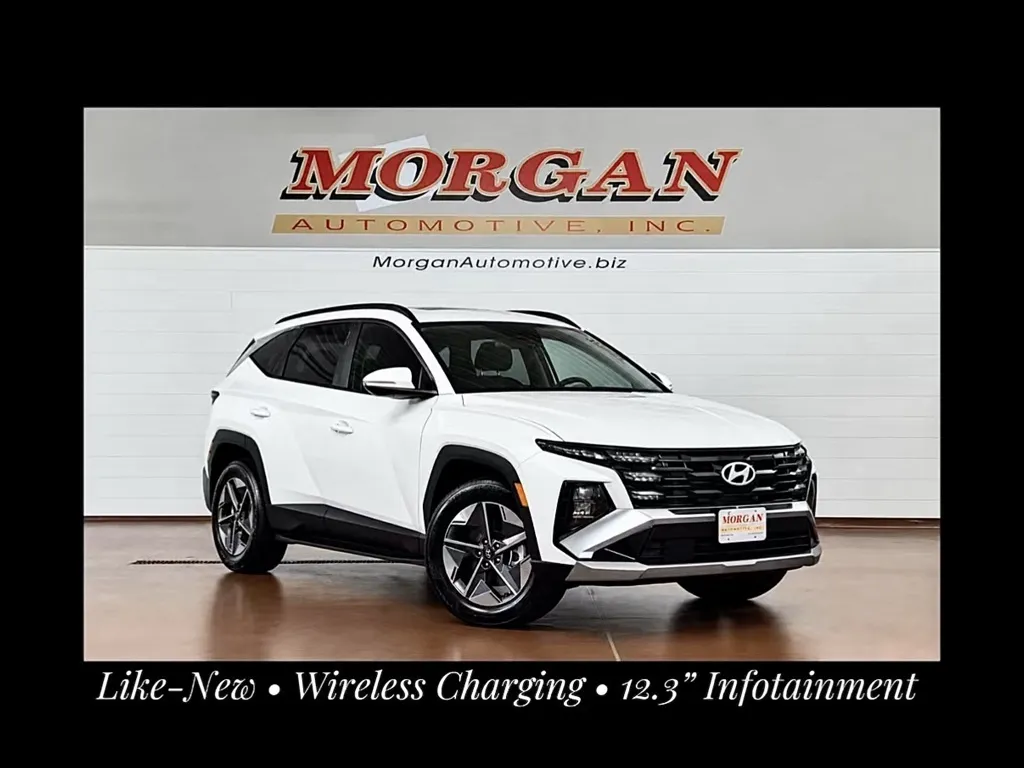 White 2026 Hyundai Tucson SEL Premium for sale in Manheim, PA