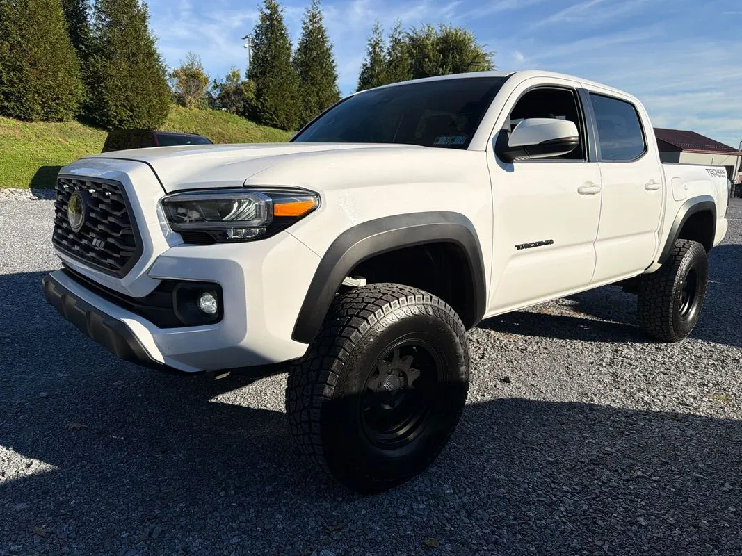 White 2022 Toyota Tacoma TRD Off Road for sale in Manheim, PA