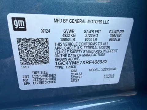 Another view of 2024 Chevrolet Silverado 2500 HD 4WD Crew Cab Standard Bed Custom for sale in Manheim, PA at Morgan Automotive