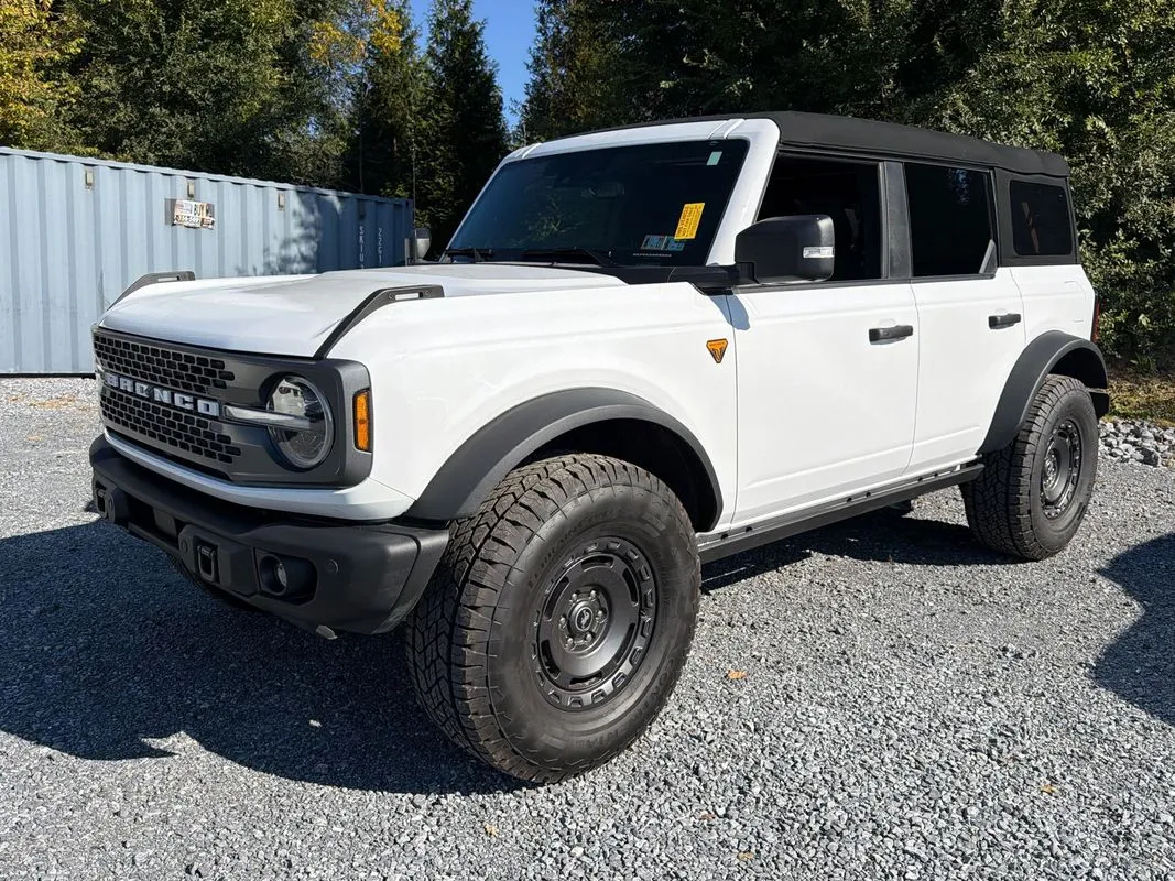 White 2025 Ford Bronco Badlands for sale in Manheim, PA