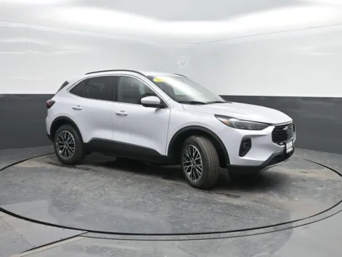 More photos of 2026 Ford Escape PHEV at Mike Molstead Ford, IA