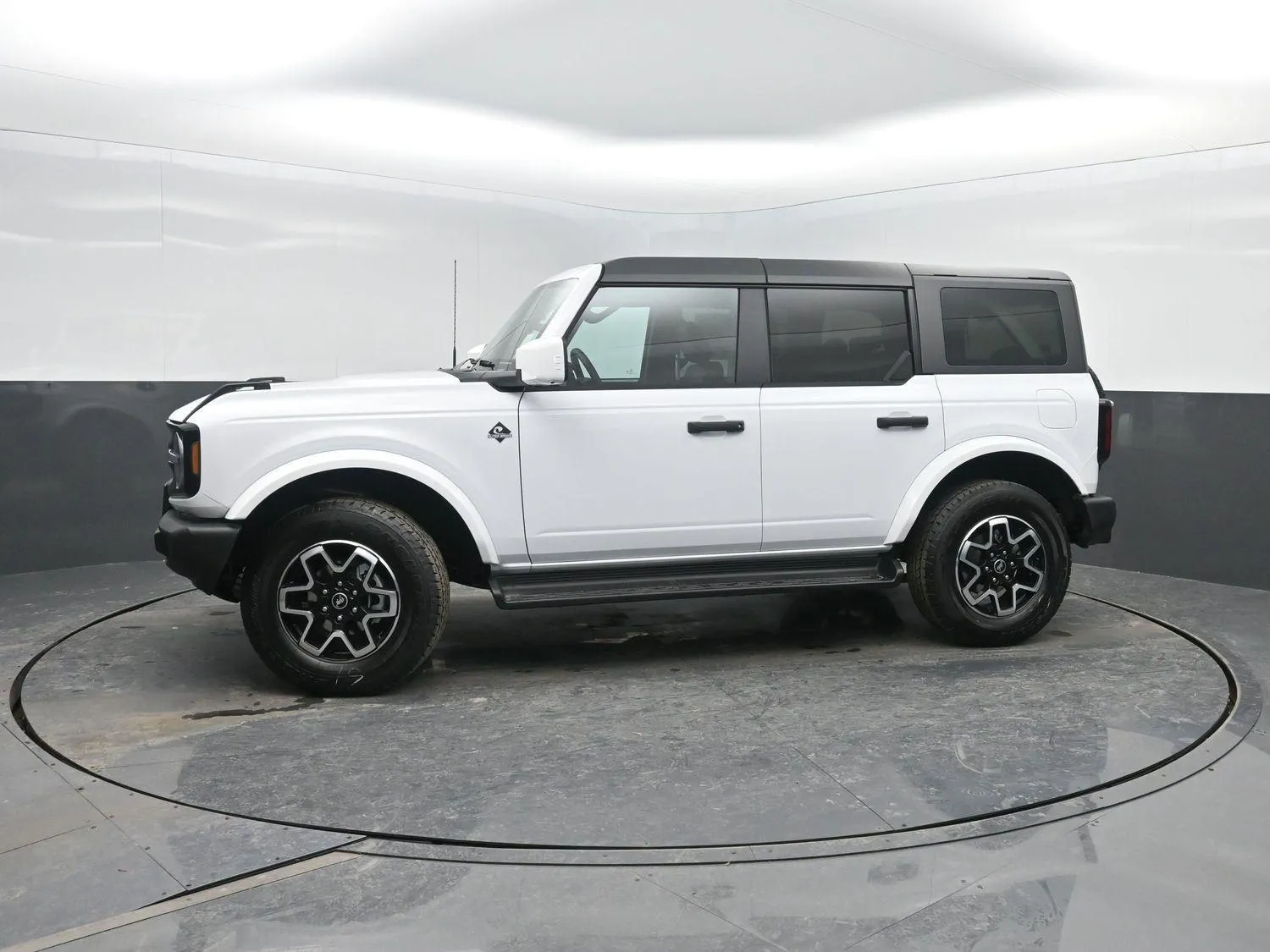 White 2026 Ford Bronco Outer Banks for sale in Charles City, IA