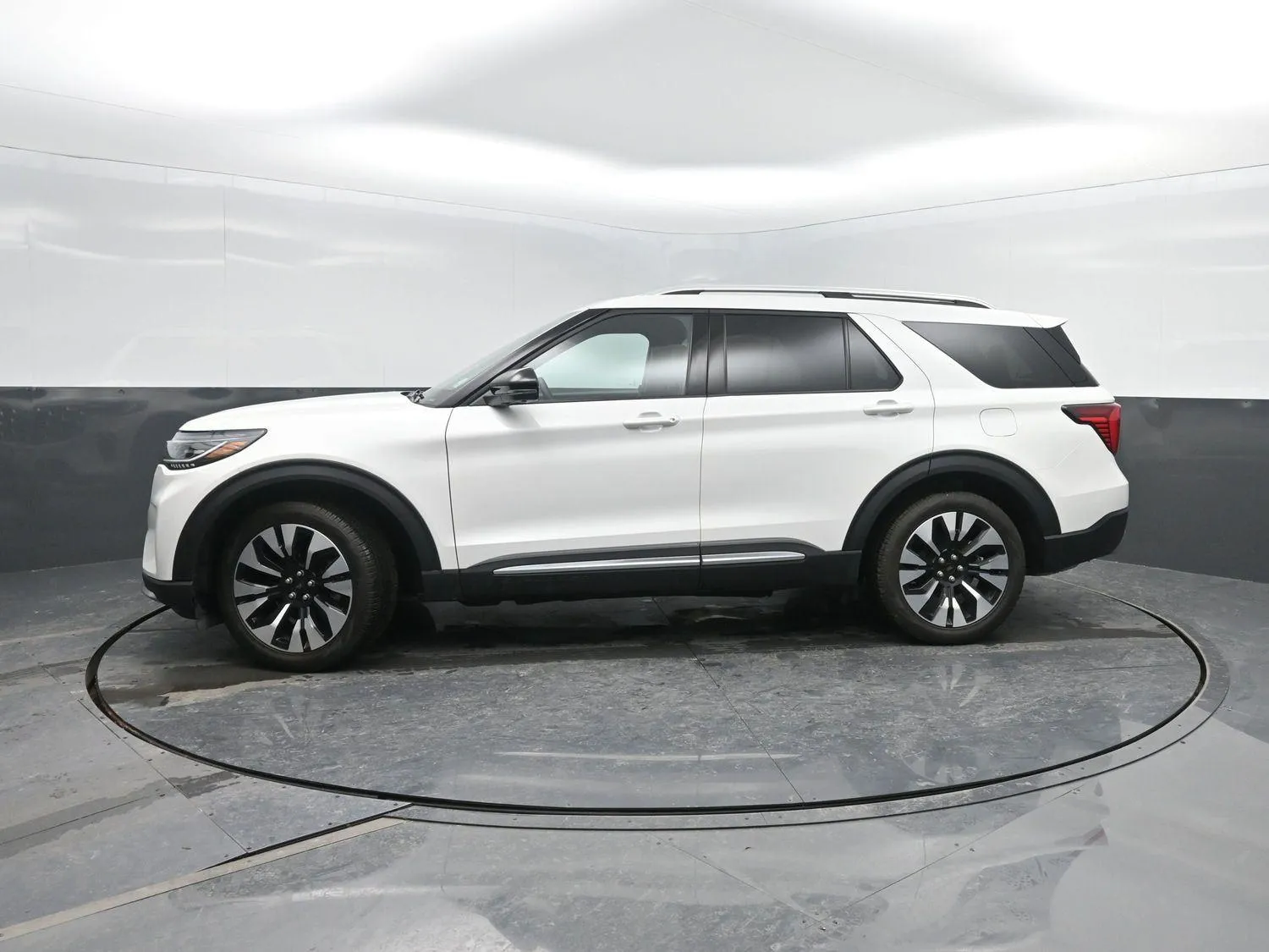 White 2026 Ford Explorer Platinum for sale in Charles City, IA