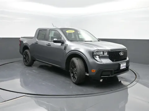 More photos of 2025 Ford Maverick XLT at Mike Molstead Ford, IA