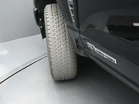 More photos of 2026 Ford Super Duty F-250 SRW Platinum at Mike Molstead Ford, IA