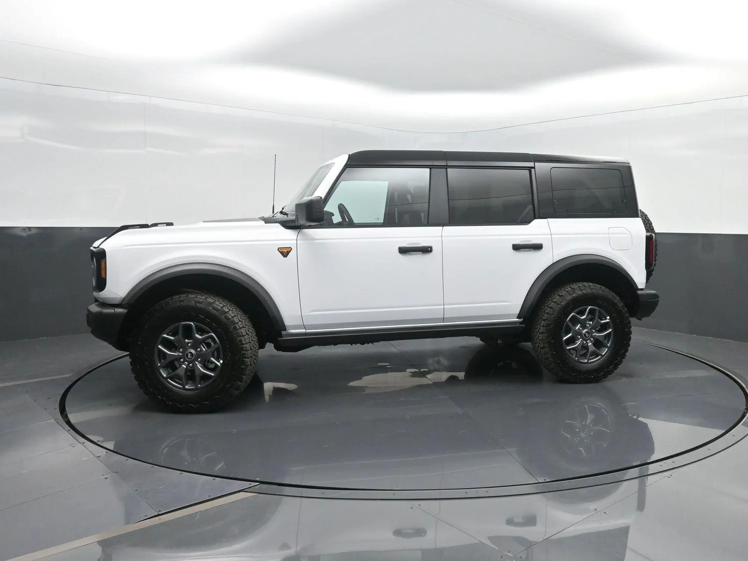 White 2025 Ford Bronco Badlands for sale in Charles City, IA