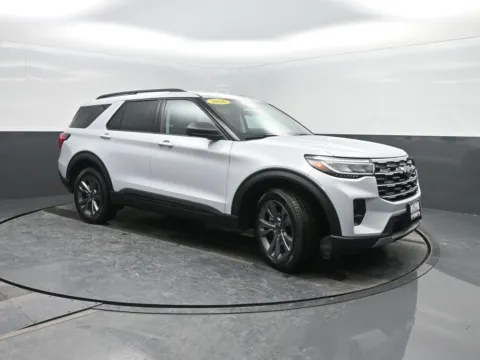 More photos of 2026 Ford Explorer Active at Mike Molstead Ford, IA
