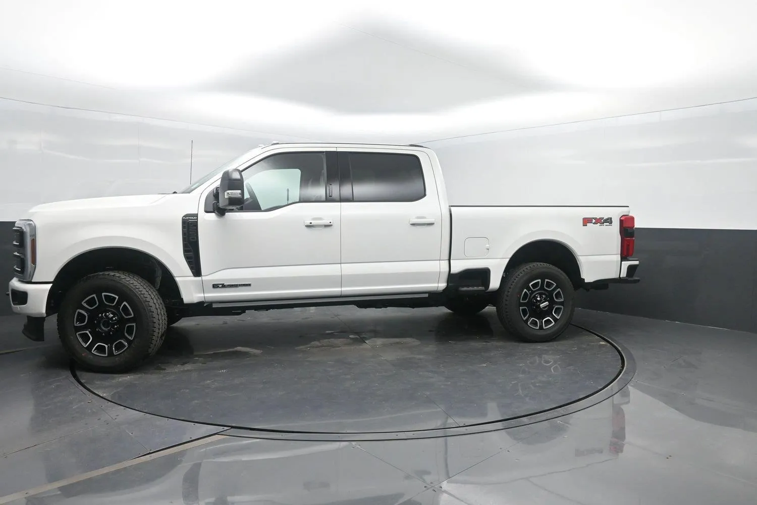 White 2026 Ford Super Duty F-250 SRW Platinum for sale in Charles City, IA