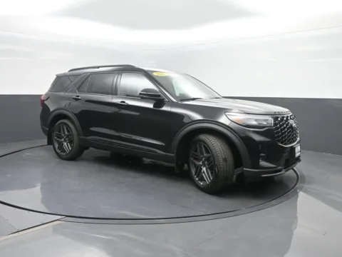More photos of 2027 Ford Explorer ST at Mike Molstead Ford, IA