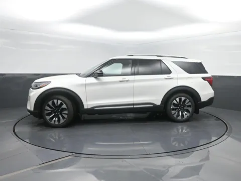 White 2027 Ford Explorer Platinum for sale in Charles City, IA