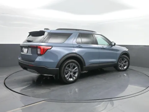 Photos of 2027 Ford Explorer Active w/100A Pkg for sale in Charles City, IA at Mike Molstead Ford