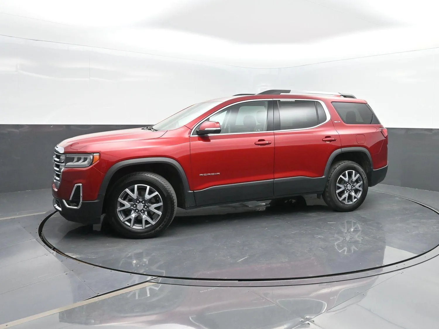 2023 GMC Acadia SLT for sale in Charles City, IA