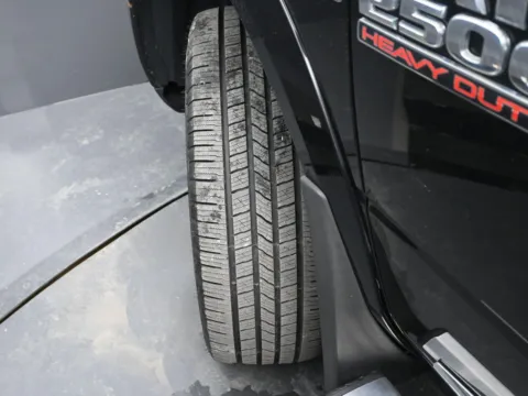 More photos of 2016 Ram 2500 Longhorn Limited at Mike Molstead Chevrolet, GMC, IA