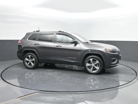 Another view of 2019 Jeep Cherokee Limited for sale in Charles City, IA at Mike Molstead Chevrolet, GMC