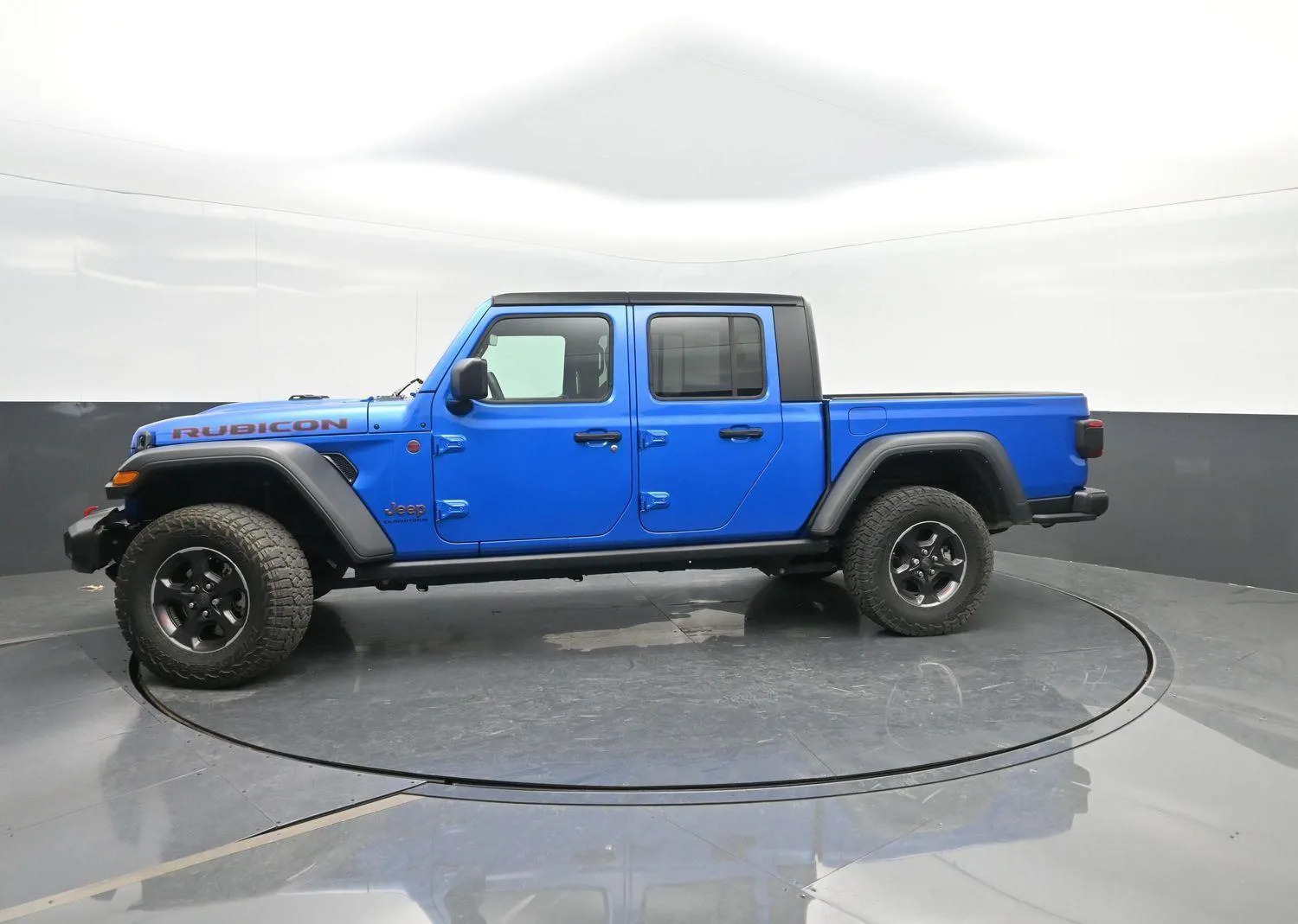 Blue 2023 Jeep Gladiator Rubicon for sale in Charles City, IA