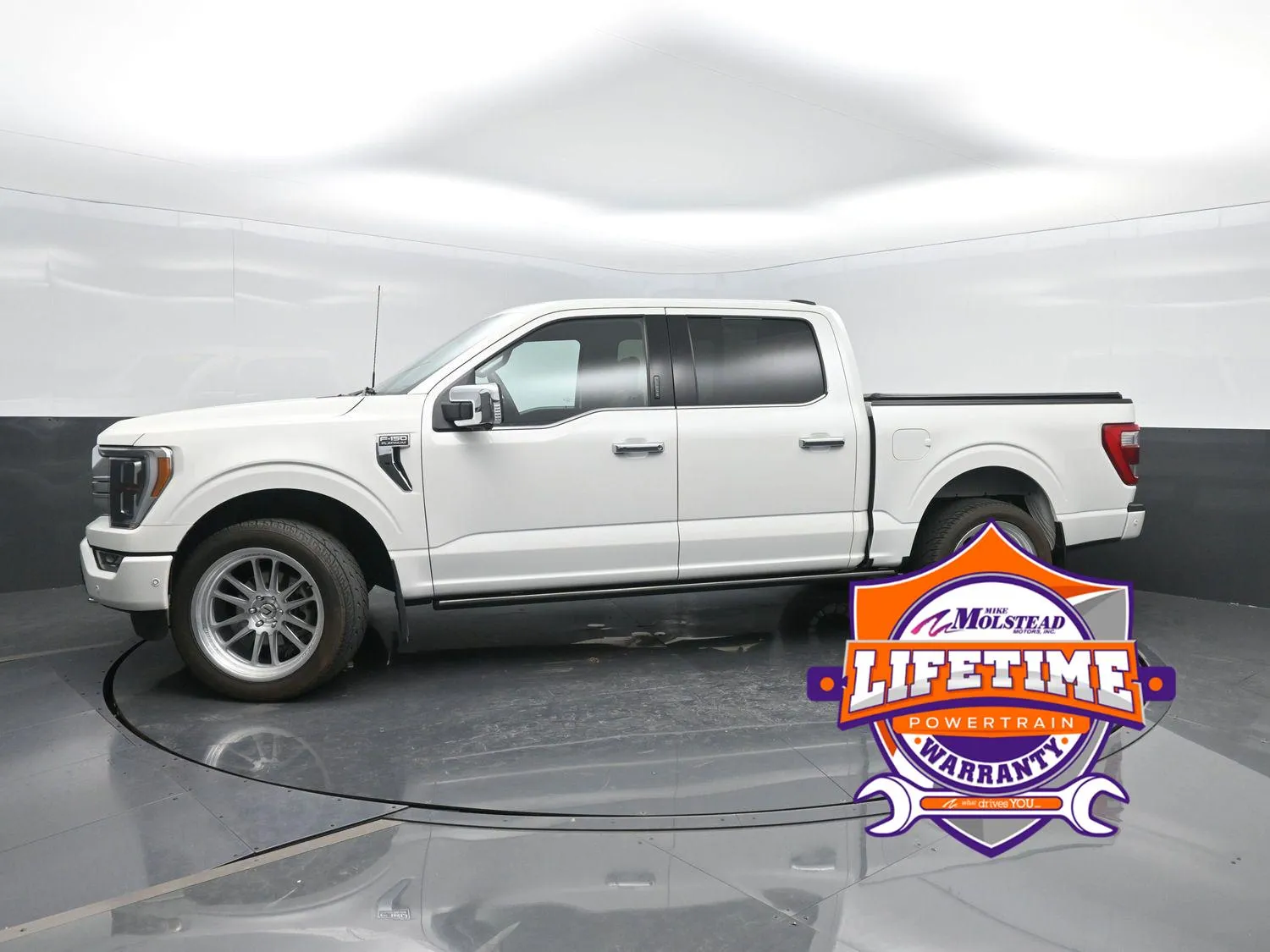 White 2022 Ford F-150 Platinum for sale in Charles City, IA