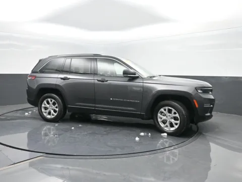 Another view of 2023 Jeep Grand Cherokee Limited for sale in Charles City, IA at Mike Molstead Chevrolet, GMC