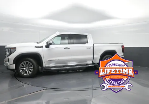 White 2025 GMC Sierra 1500 Denali for sale in Charles City, IA