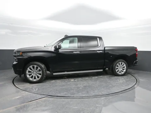 Black 2021 Chevrolet Silverado 1500 High Country for sale in Charles City, IA