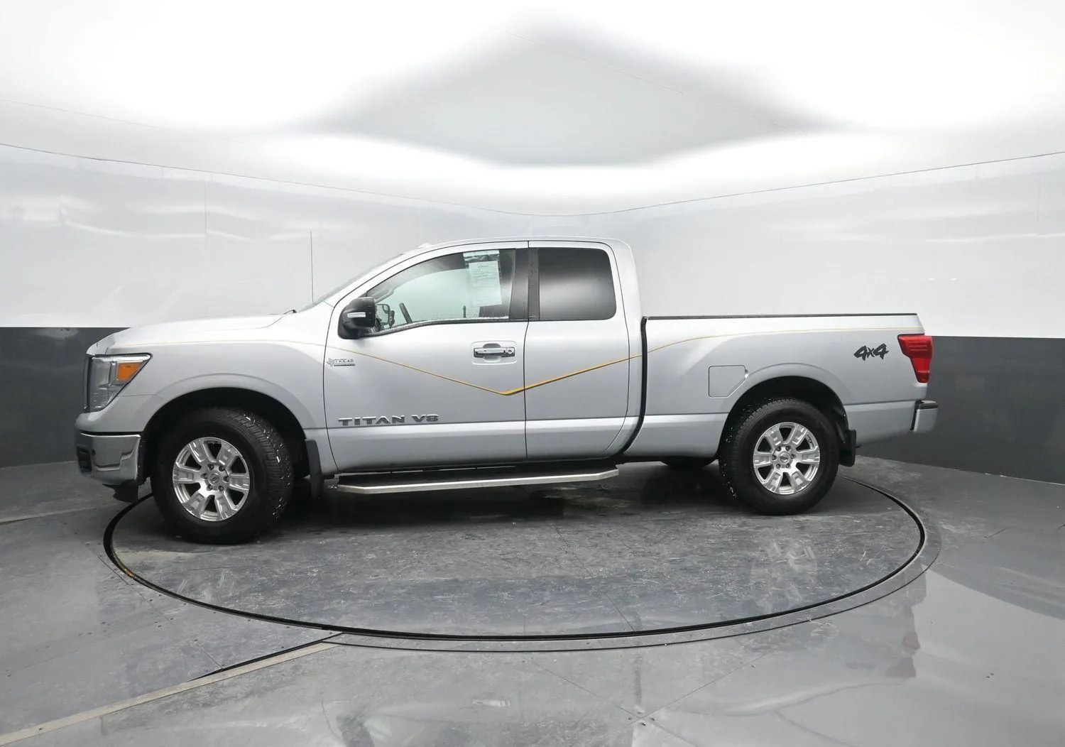 2018 Nissan Titan SV for sale in Charles City, IA