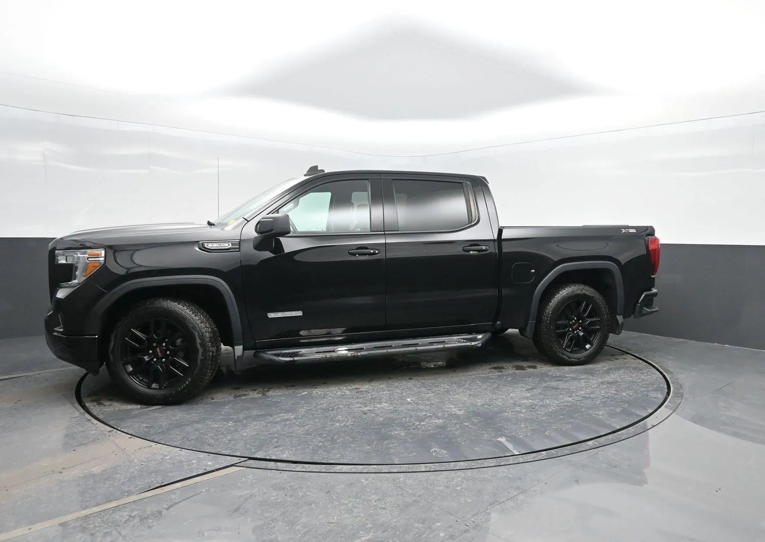 Black 2020 GMC Sierra 1500 Elevation for sale in Charles City, IA