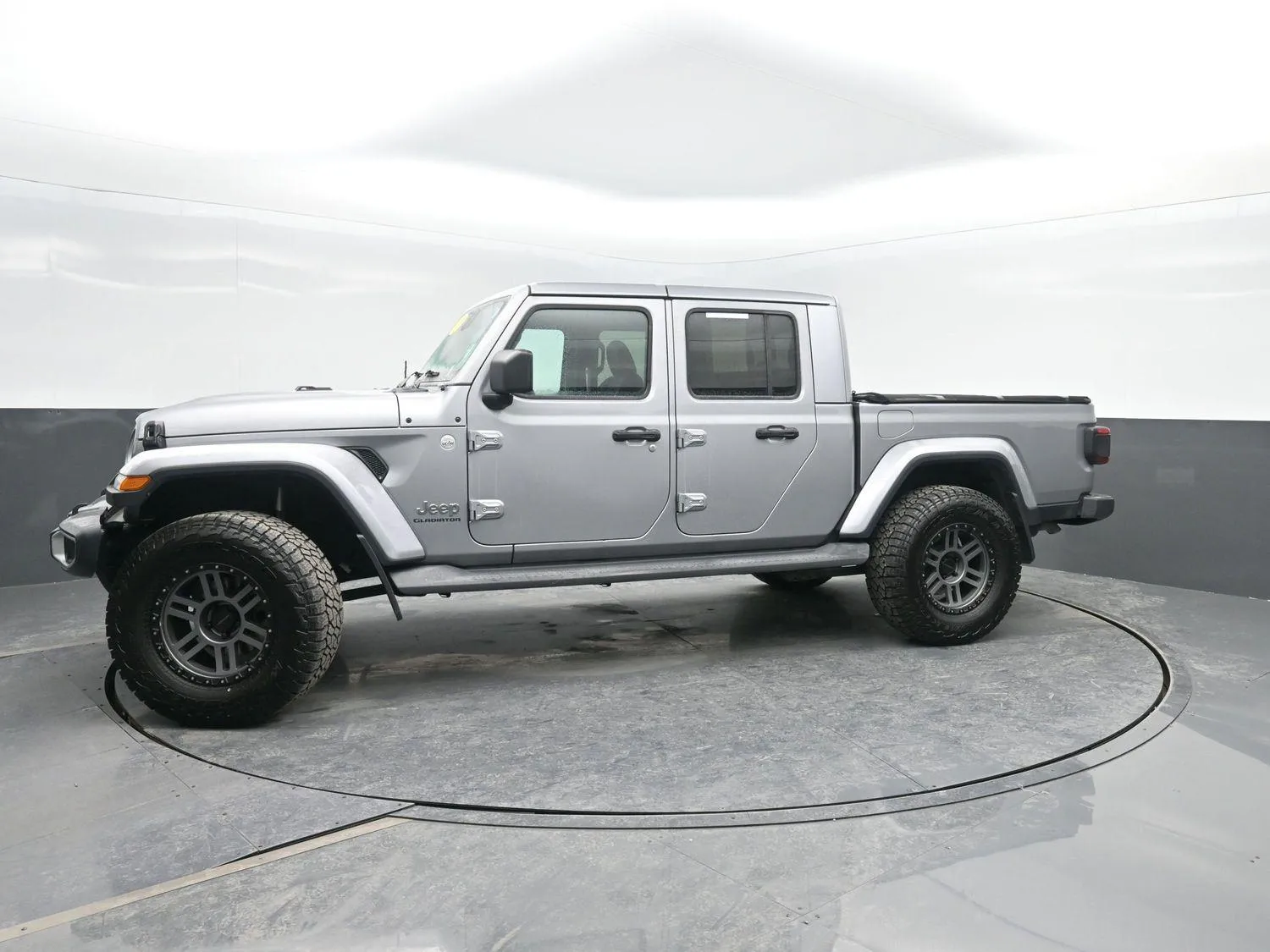 2020 Jeep Gladiator Overland for sale in Charles City, IA