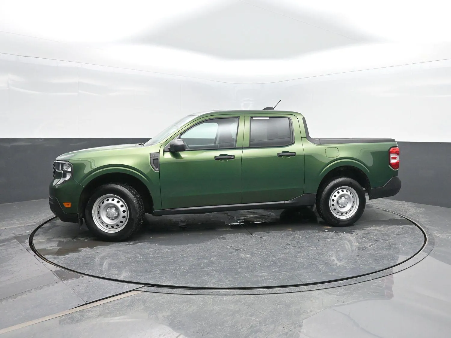 Green 2025 Ford Maverick XL for sale in Charles City, IA