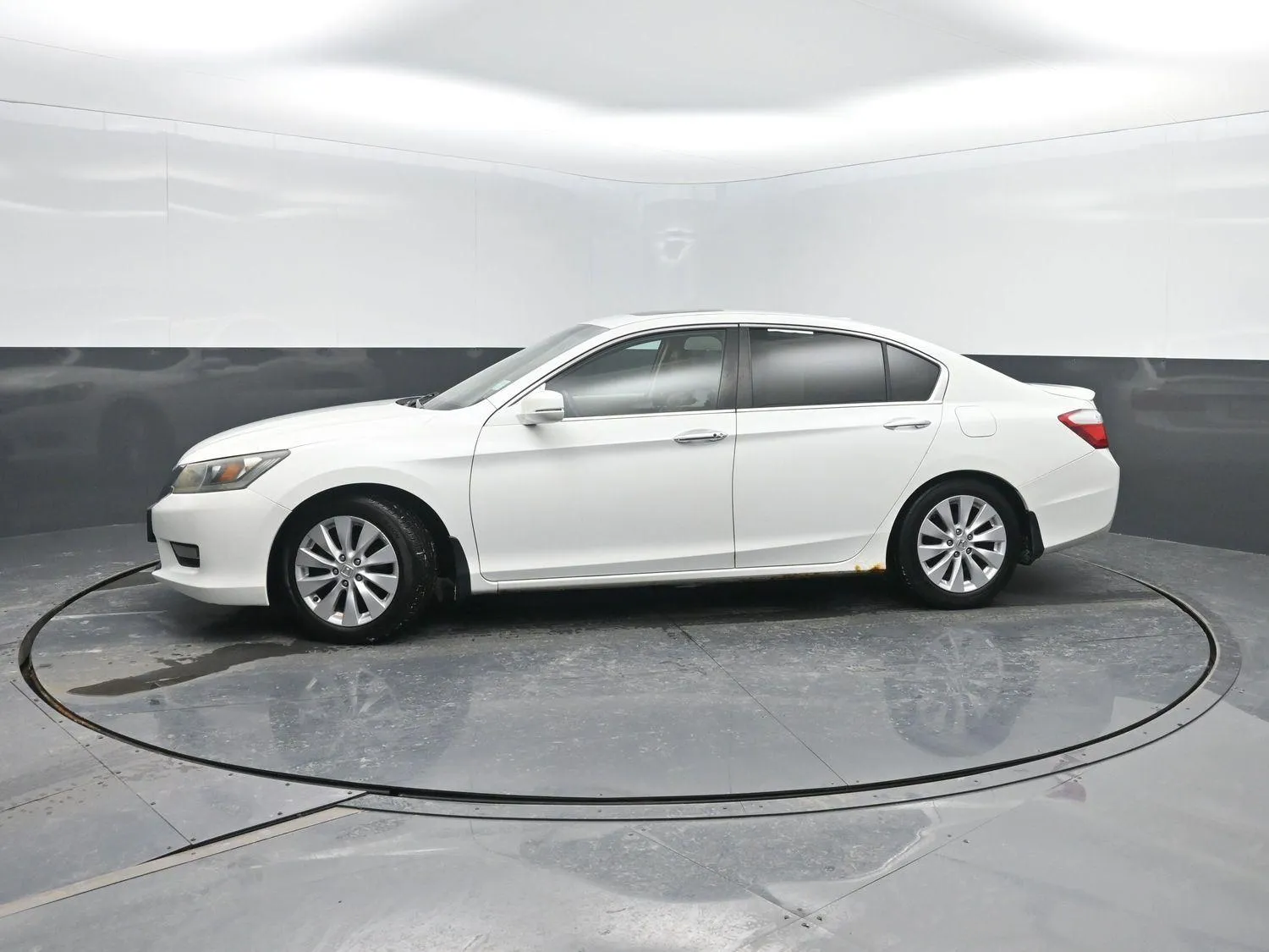 Silver 2014 HONDA ACCORD for sale in Charles City, IA