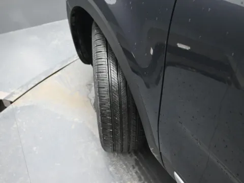 More photos of 2023 Kia Telluride SX at Mike Molstead Chevrolet, GMC, IA