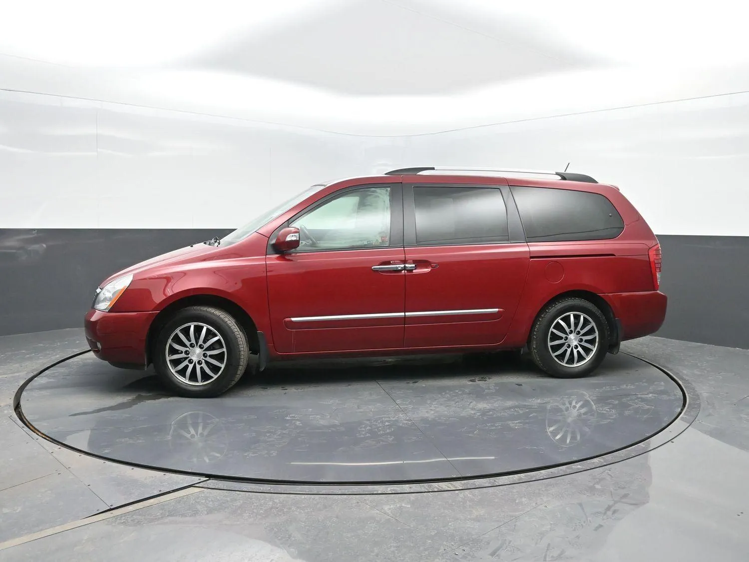 Red 2012 Kia Sedona EX for sale in Charles City, IA