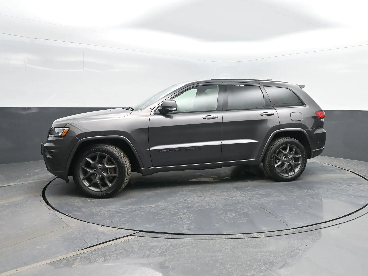 Gray 2021 JEEP GRAND CHEROKEE for sale in Charles City, IA