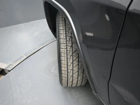 More photos of 2021 JEEP GRAND CHEROKEE at Mike Molstead Chevrolet, GMC, IA