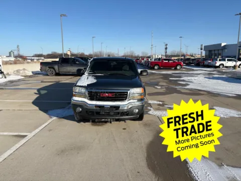 Red 2006 GMC SIERRA 1500 for sale in Charles City, IA