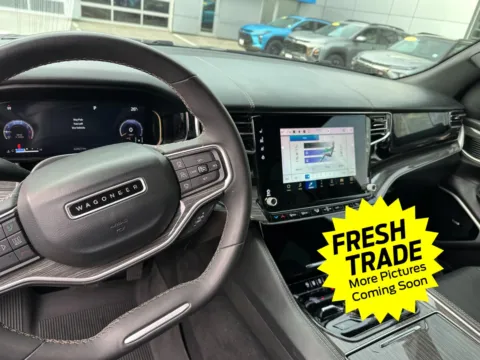 More photos of 2022 Jeep Wagoneer Series III at Mike Molstead Chevrolet, GMC, IA