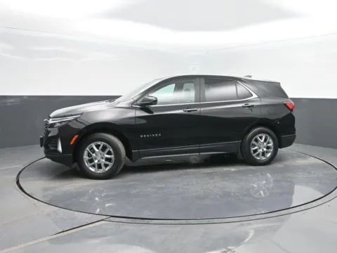 Black 2022 Chevrolet Equinox LT for sale in Charles City, IA