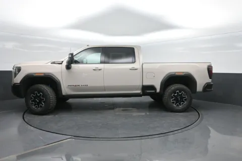 White 2026 GMC Sierra 2500HD AT4X for sale in Charles City, IA