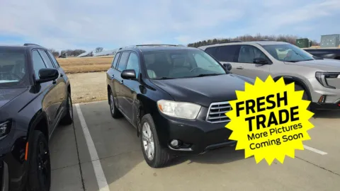 Another view of 2010 Toyota Highlander Limited for sale in Charles City, IA at Mike Molstead Chevrolet, GMC