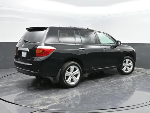 Photos of 2010 Toyota Highlander Limited for sale in Charles City, IA at Mike Molstead Chevrolet, GMC