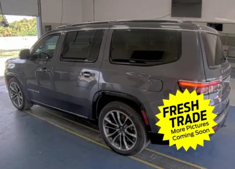 More photos of 2022 Jeep Wagoneer Series III at Mike Molstead Chevrolet, GMC, IA