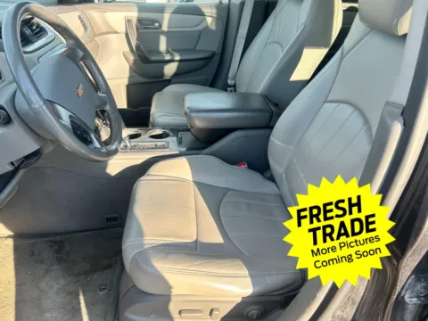 More photos of 2014 Chevrolet Traverse LTZ at Mike Molstead Chevrolet, GMC, IA