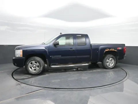 Blue 2007 Chevrolet Silverado 1500 LT w/1LT for sale in Charles City, IA