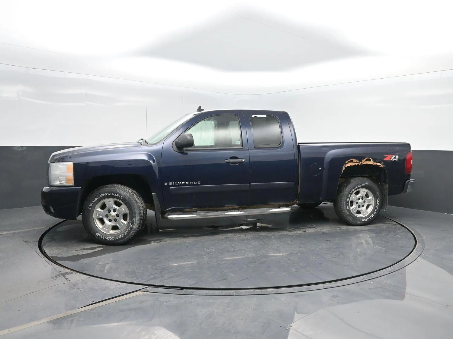 Blue 2007 Chevrolet Silverado 1500 LT w/1LT for sale in Charles City, IA