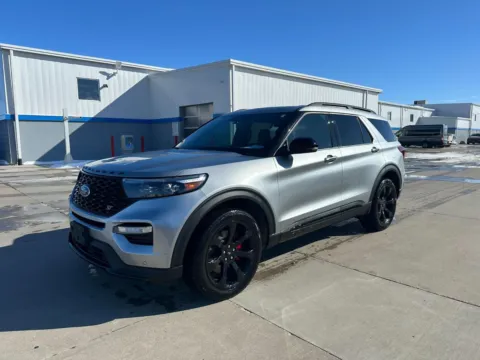 Silver 2024 Ford Explorer ST for sale in Charles City, IA