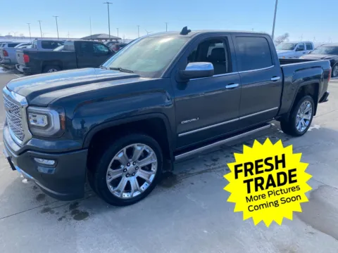 Black 2018 GMC SIERRA 1500 Denali for sale in Charles City, IA